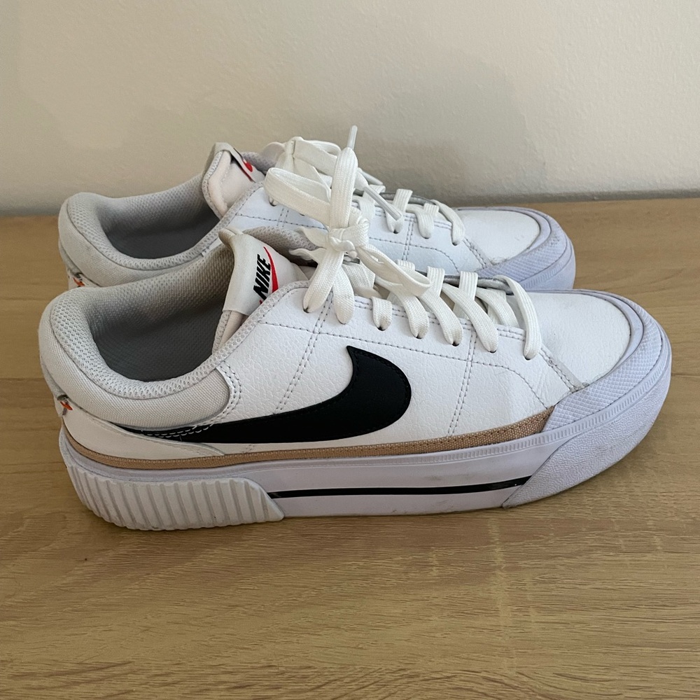 Nike Court Legacy Lift Low Size 8 women’s - Picture 1 of 5